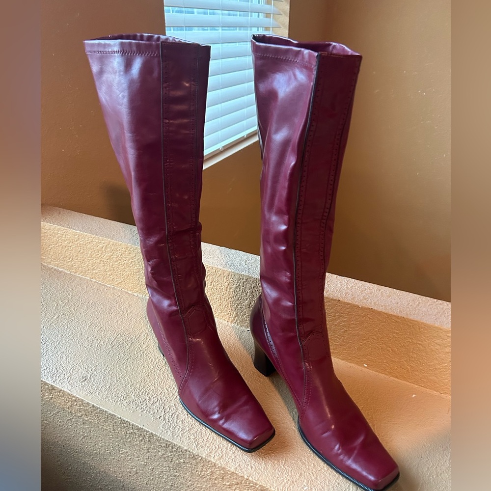 Franco Sarto Women’s Tall Boots Stretchable. Size 11M
